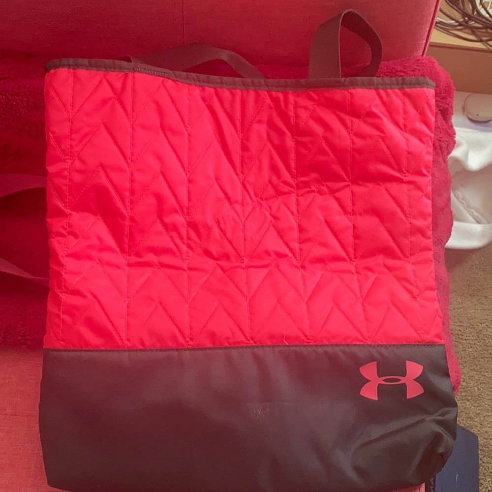 Under Armour tote - Breast cancer Awareness